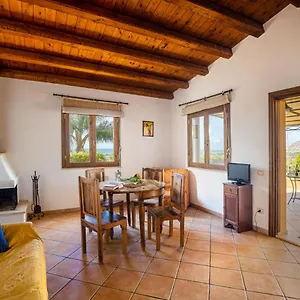 Farm stay Solemar Sicilia - Le Casette Di Calzata, Campofelice Di Roccella