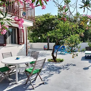 Nuovo Aliru Hébergement de vacances