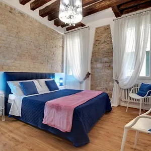 Charming Castello Venezia